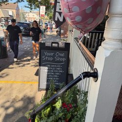 Pat's Porch - Street view