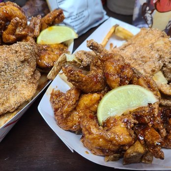 Pepe's Place - Seafood Near Me - New Rochelle, New York Pepe's Place - Seafood Near Me - New Rochelle, New York