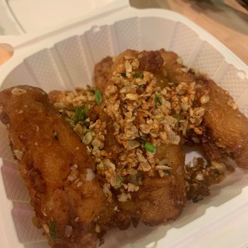 Green Pot Deli - Garlic chicken wings - Vietnamese Near Me - Bainbridge Island, Washington