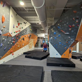 Rox Climbing Gym - Rock Climbing Near Me - Orlando, Florida Rox Climbing Gym - Rock Climbing Near Me - Orlando, Florida
