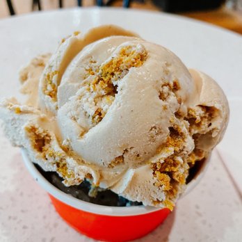 Two Roosters - Pumpkin Pie! - Ice Cream & Frozen Yogurt Near Me - Durham, North Carolina Two Roosters - Pumpkin Pie! - Ice Cream & Frozen Yogurt Near Me - Durham, North Carolina