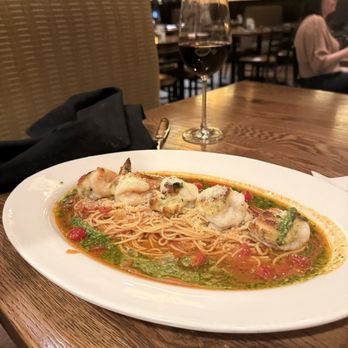 Cooper’s Hawk Winery & Restaurant - New American Near Me - Cincinnati, Ohio