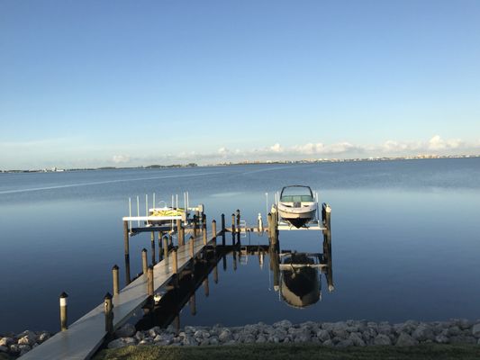 Duncan Seawall Dock-Boat Lift by null