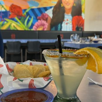 Viva Tacos & Tequila - Olathe - Small Margarita - Pueblo Viejo tequila, made-from-scratch margarita mix w/lime and orange juices and agave nectar. - Mexican Near Me - Olathe, Kansas Viva Tacos & Tequila - Olathe - Small Margarita - Pueblo Viejo tequila, made-from-scratch margarita mix w/lime and orange juices and agave nectar. - Mexican Near Me - Olathe, Kansas