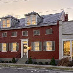 Abigail's Grape Leaf Bed & Breakfast