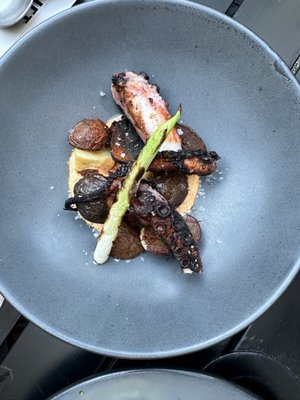 Drift Seafood & Raw Bar by null