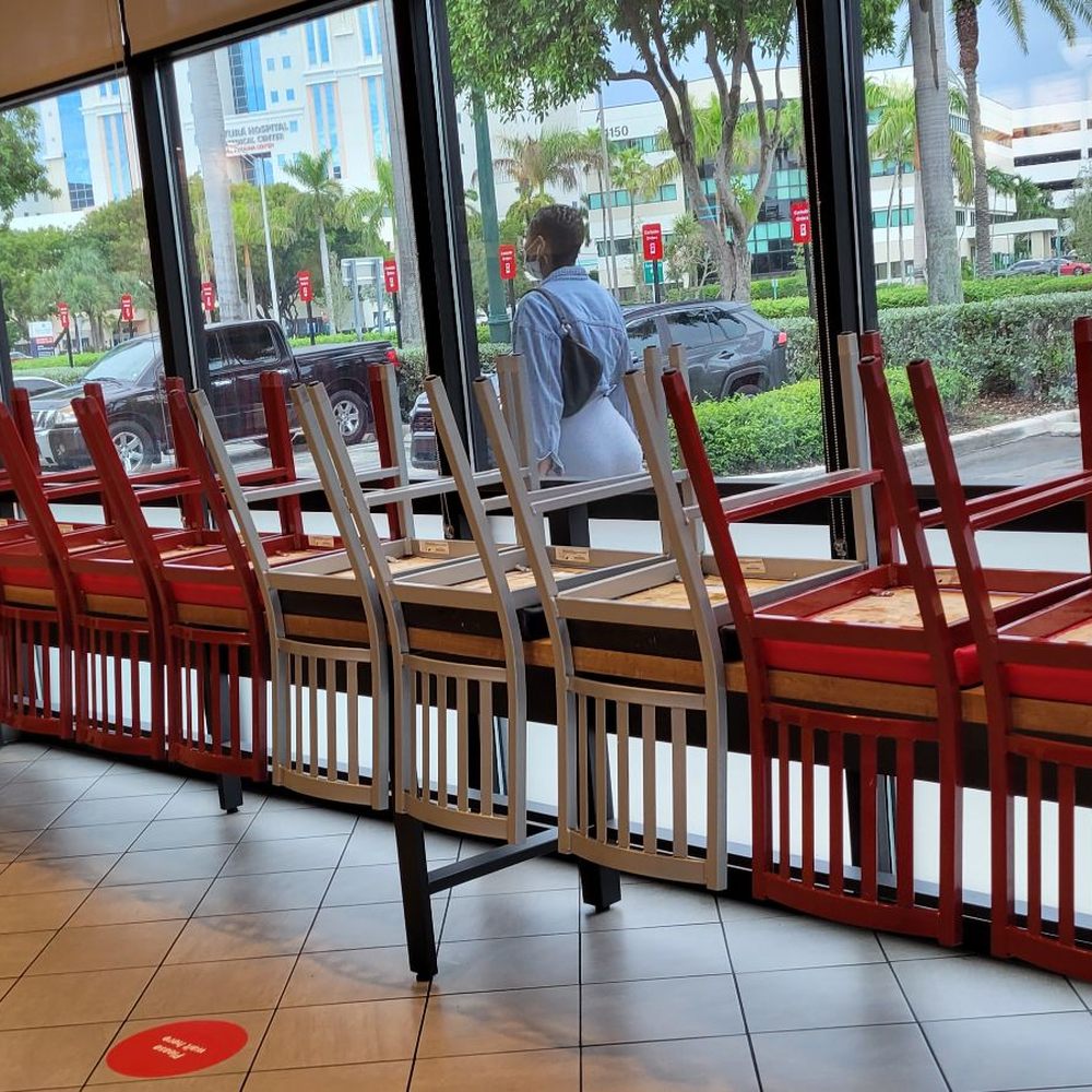 Chick-fil-A - Inside no sitting - Chicken Shop Near Me - Aventura, Florida Chick-fil-A - Inside no sitting - Chicken Shop Near Me - Aventura, Florida