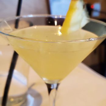 Bonefish Grill - Pineapple Martini was soooo good ,I ordered a second one. - Seafood Near Me - Orland Park, Illinois