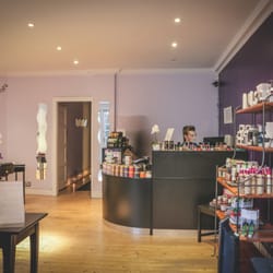 Ivy Natural Health & Beauty - Reception