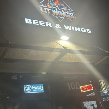 Lit Wings - main entrance outside - Chicken Wings Near Me - North Las Vegas, Nevada Lit Wings - main entrance outside - Chicken Wings Near Me - North Las Vegas, Nevada