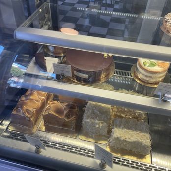 Tartine Bakery - Cakes - Bakeries Near Me - San Francisco, California Tartine Bakery - Cakes - Bakeries Near Me - San Francisco, California