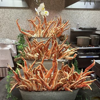 Cafe Sierra - King Crab Tower - New American Near Me - Universal City, California Cafe Sierra - King Crab Tower - New American Near Me - Universal City, California