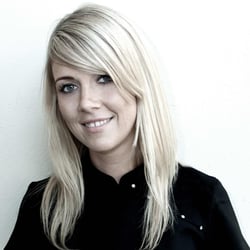 Lauras Mobile Beauty Treats - Laura