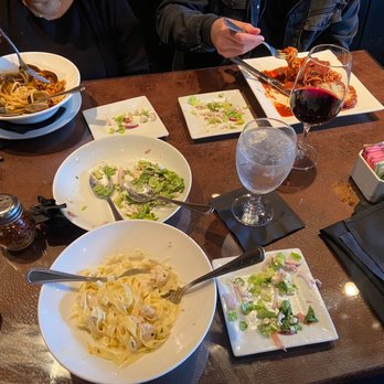 Vitello's Restaurant - Linguine Clams, Chicken Fettuccine Alfredo, Eggplant Parmesan - Italian Near Me - Studio City, California Vitello's Restaurant - Linguine Clams, Chicken Fettuccine Alfredo, Eggplant Parmesan - Italian Near Me - Studio City, California
