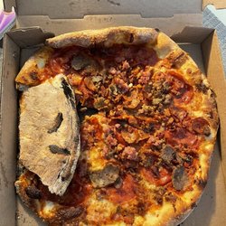 Jr’s Original - Messed up, mediocre pizza