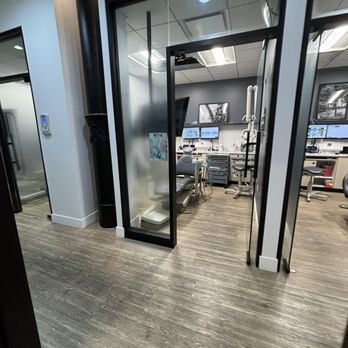 Smile Lab Dentistry Union Square - Dental suites - Cosmetic Dentists Near Me - New York, New York