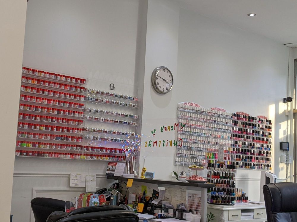 BUBBLE NAIL AND SPA Updated September 2024 1402 Danforth Avenue