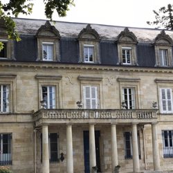 Hôtel Restaurant Château Pomys