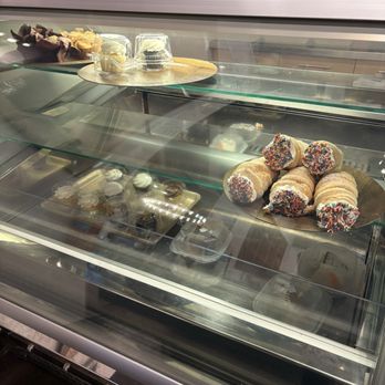 Pioneer Bakery Cafe - Coffee & Tea Near Me - Kirkwood, Missouri Pioneer Bakery Cafe - Coffee & Tea Near Me - Kirkwood, Missouri