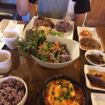 Makkal Chon - Korean Near Me - Toronto, Ontario