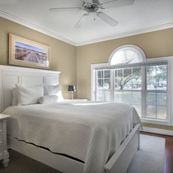 Myrtlewood Villas - 1BR Unit 104 bedroom