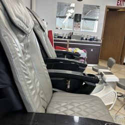 Golden Lotus Nails & Spa