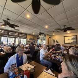 RJ's Cafe - The interior