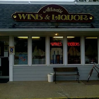 Atlantic Wine & Liquor - the front of the restaurant - Beer, Wine & Spirits Near Me - Amagansett, New York