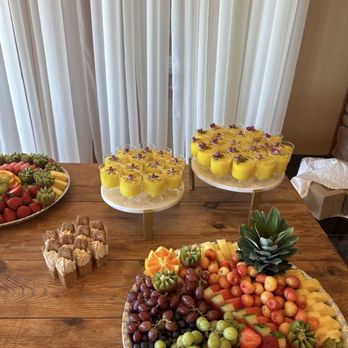 Sherlis Cake House - Desserts buffet - Custom Cakes Near Me Sherlis Cake House - Desserts buffet - Custom Cakes Near Me
