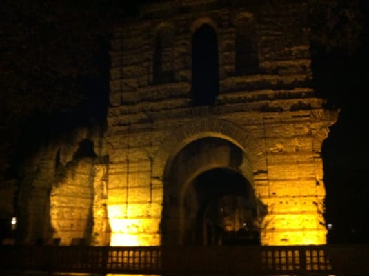 Palais Gallien by null