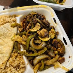 Alchile Mexican Grill - I played it safe by ordering the chicken fajita, still really good. Will order the steak n shrimp next time!