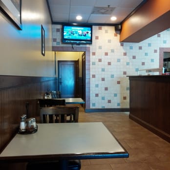 Renna's Pizza - Pizza Near Me - Jacksonville Beach, Florida