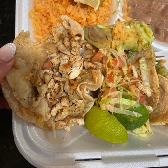 Mi Pueblo Two Restaurant - Dry chicken. Brown avocado. - Mexican Near Me - Chicago, Illinois Mi Pueblo Two Restaurant - Dry chicken. Brown avocado. - Mexican Near Me - Chicago, Illinois