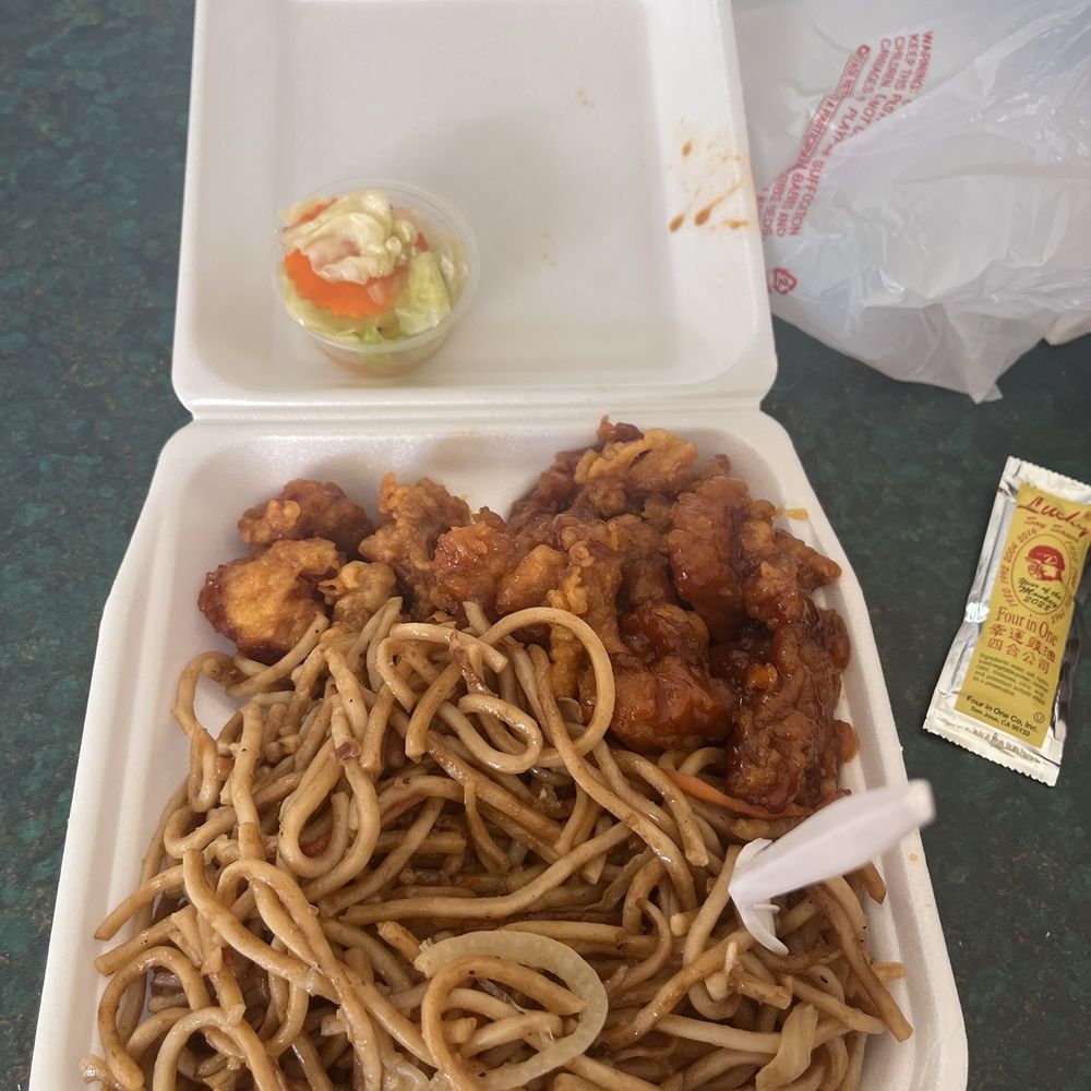 Fast Wok - Combo A with Orange Chicken and Chow Mein - Asian Fusion Near Me - Ontario, California Fast Wok - Combo A with Orange Chicken and Chow Mein - Asian Fusion Near Me - Ontario, California