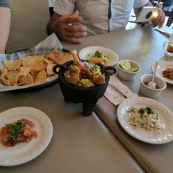 Los Arrecifes - Guacamole and ceviche appetizer. So good!