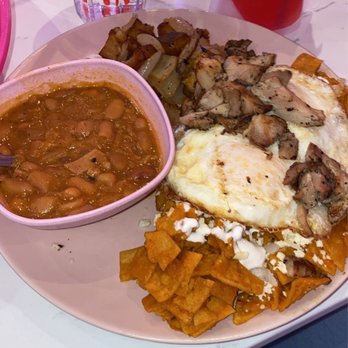 Taquero Mucho - Chilaquiles with chicken - Tacos Near Me - Austin, Texas Taquero Mucho - Chilaquiles with chicken - Tacos Near Me - Austin, Texas