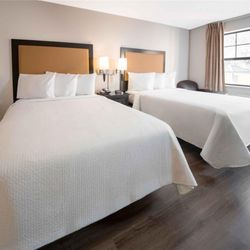 Deluxe Studio - 2 Full Beds