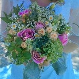 Our Bridal Bouquet from Albertson's floral. So great!! Our Bridal Bouquet from Albertson's floral. So great!!