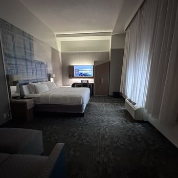 Courtyard by Marriott Pittsburgh Downtown - Hotels Near Me - Pittsburgh, Pennsylvania