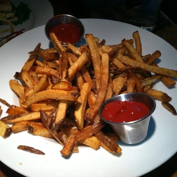 Patrona - Garlic Fries - New American Near Me - Ukiah, California