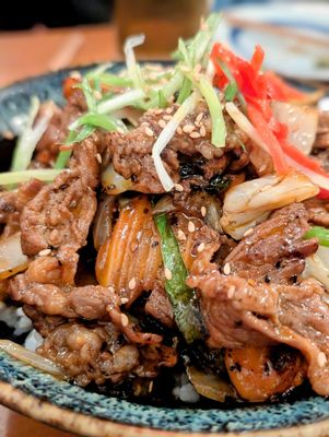 Mochiron Izakaya by null