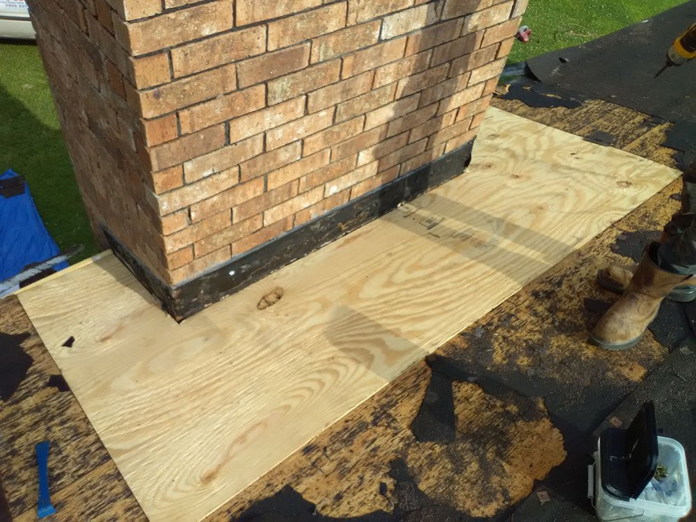 Slide of Bears Cajun Roofing