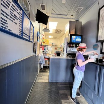 Louie's Hot Dogs - Hot Dogs Near Me - Wilmington, North Carolina Louie's Hot Dogs - Hot Dogs Near Me - Wilmington, North Carolina