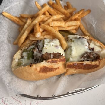 Mr D'z Route 66 Diner - Diners Near Me - Kingman, Arizona