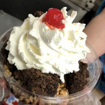 Cone E Island Ice Cream - Come on down for a Brownie Sundae. - Ice Cream & Frozen Yogurt Near Me - Catskill, New York