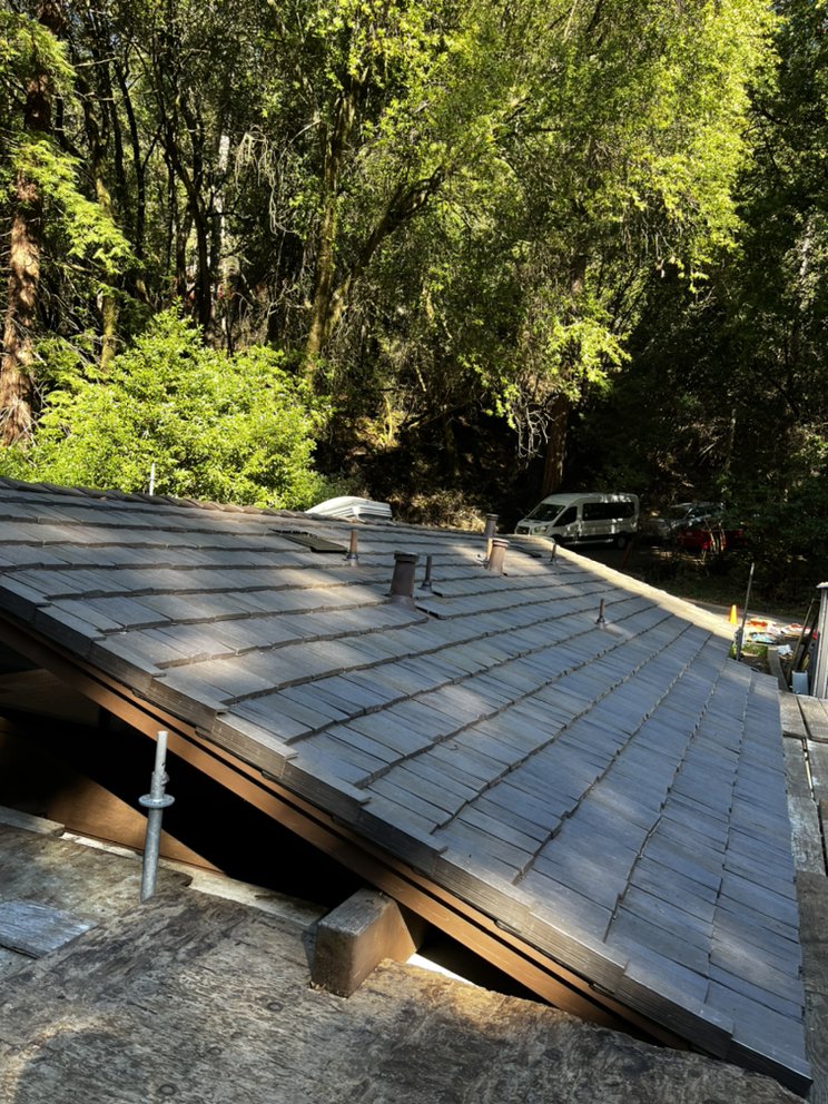 Slide of Escalante & Son Roofing