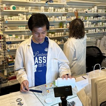 MisterPharmacist - Prepping some pills! - Pharmacy Near Me - Toronto, Ontario MisterPharmacist - Prepping some pills! - Pharmacy Near Me - Toronto, Ontario