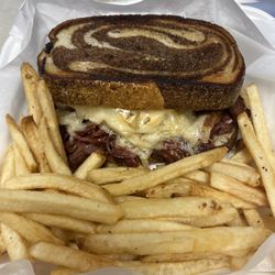 McDuff's Bar and Grille - The Dubliner