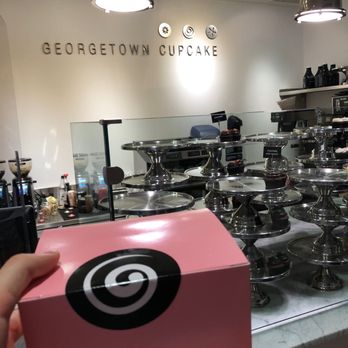 Georgetown Cupcake - Cupcakes Near Me - Washington, DC, District of Columbia