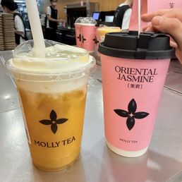 Mango jasmine tea and jasmine milk tea
